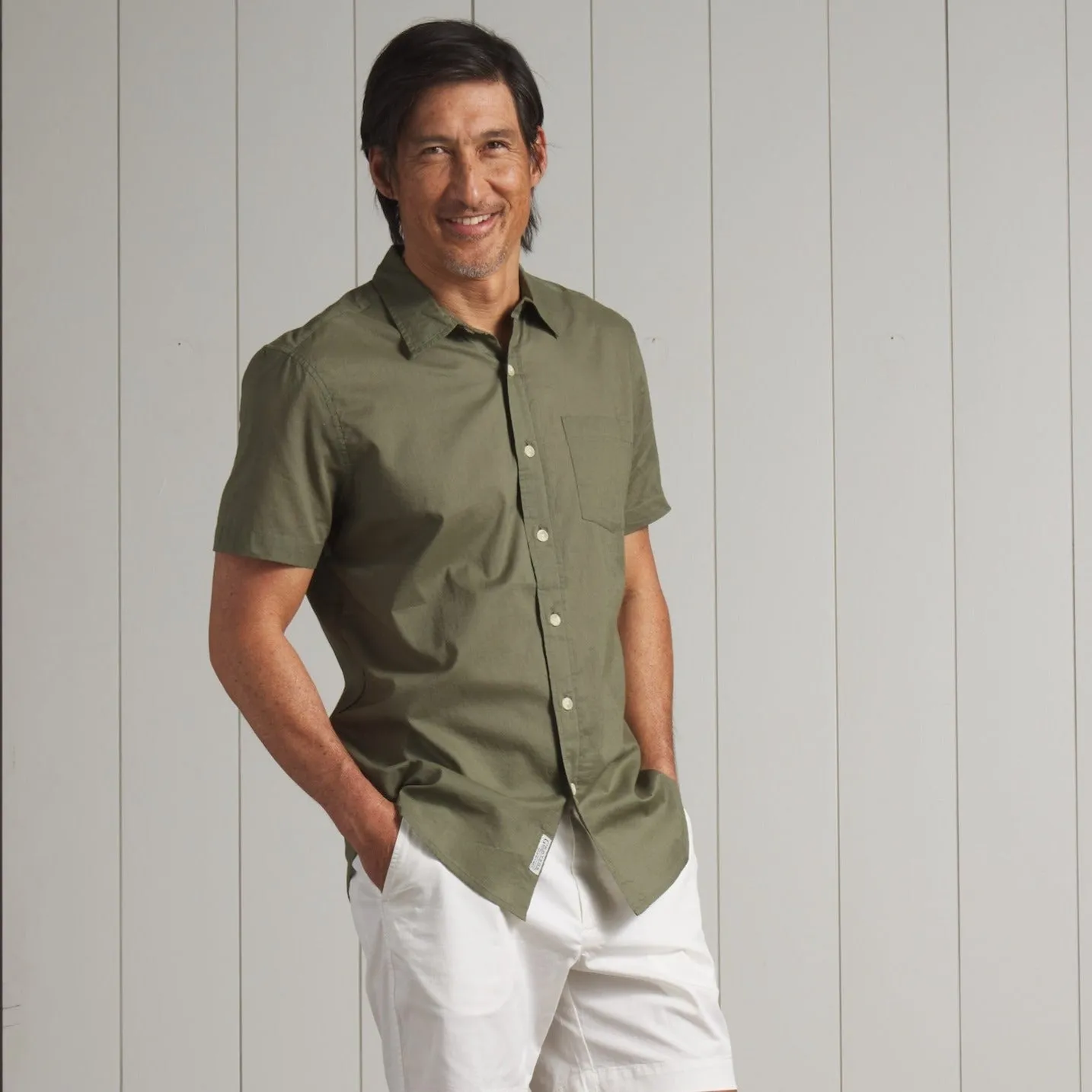 Portofino Featherweight Poplin Short Sleeve Shirt - Military Olive